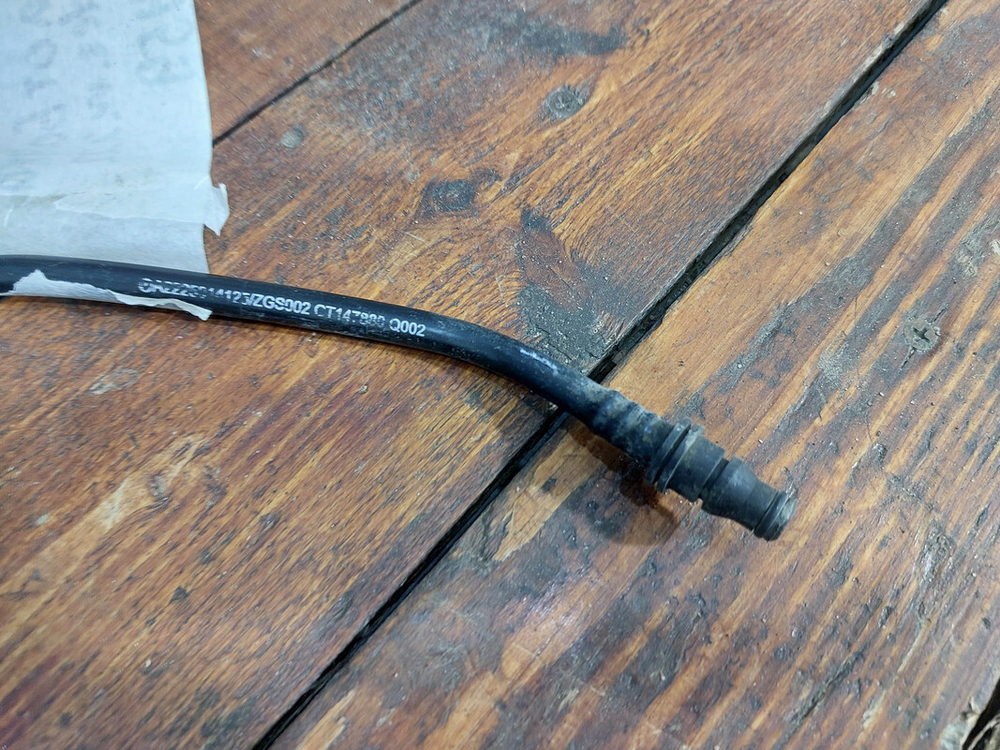 Шланг системы охлаждения Mercedes S-Class (W222) 13-20 Б/У Оригинал A2225014125