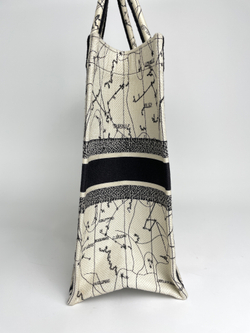 Сумка CHRISTIAN DIOR BOOK TOTE LARGE
