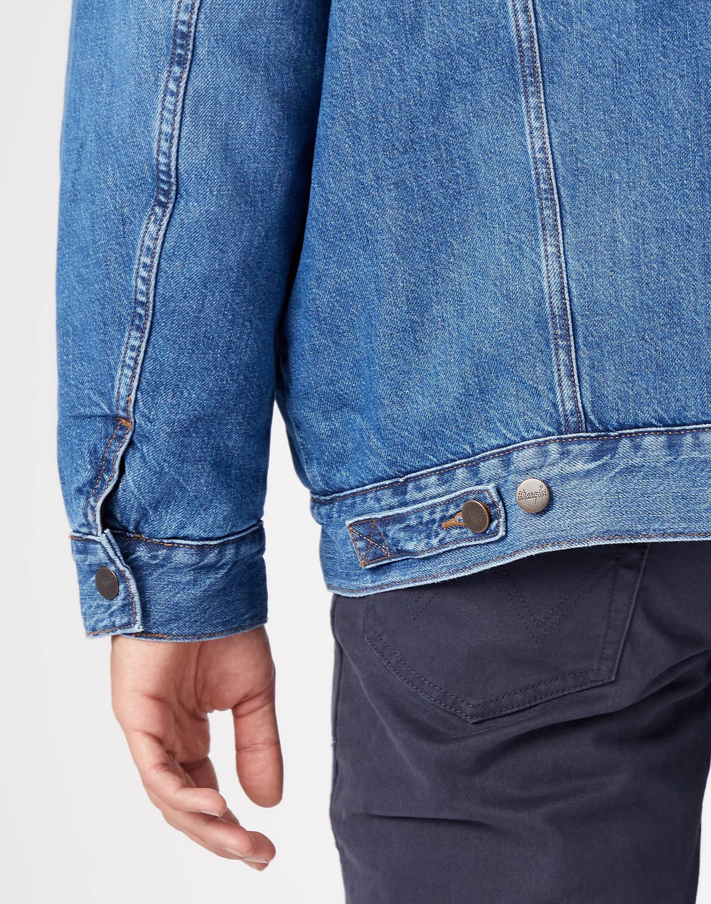 Куртка джинсовая мужская утепленная WRANGLER OVERSIZED SHERPA NEW FAVORITE