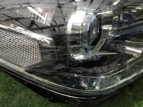 Фара правая Genesis G70 (2017-2021) LED