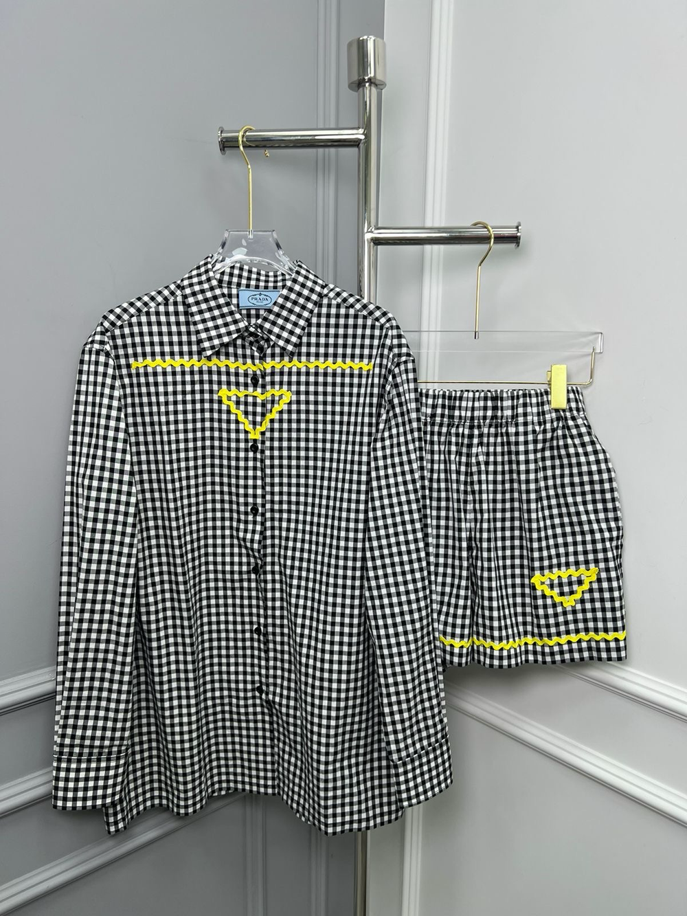 Костюм Prada