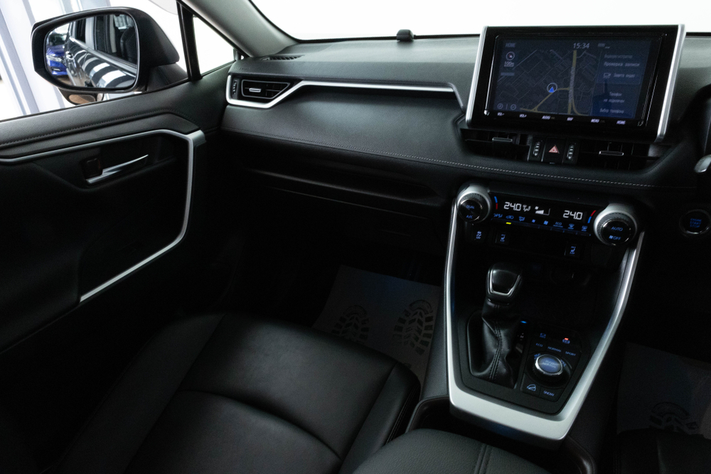Toyota RAV4, 2019 год