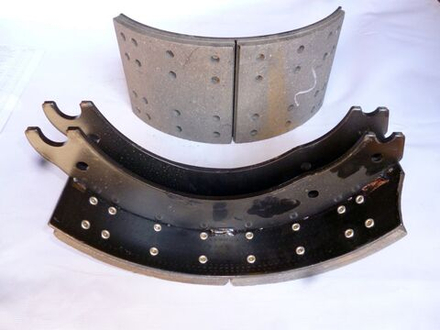 Колодка тормозная в сб (прицеп 12т) А3830