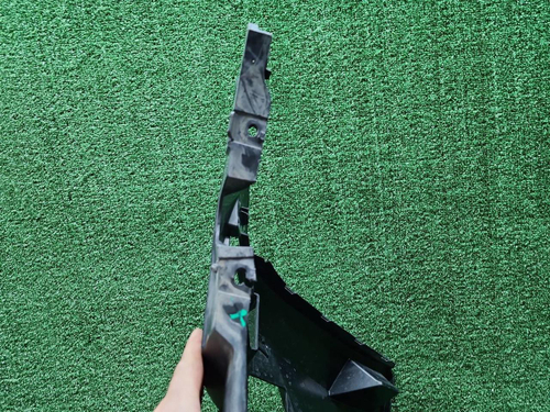Кронштейн перед. бампера BMW 6er G32 20-23 M-paket