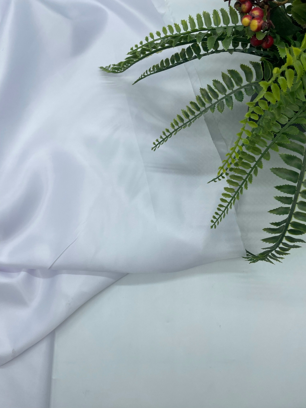 Ткань подкладочная (поливискоза) белая