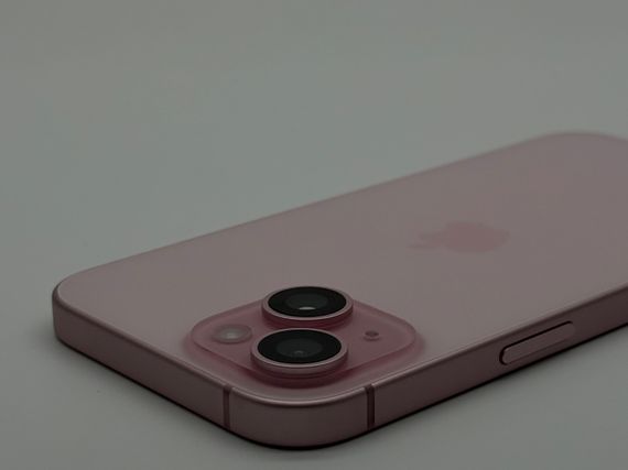 iPhone 15 128Gb Pink