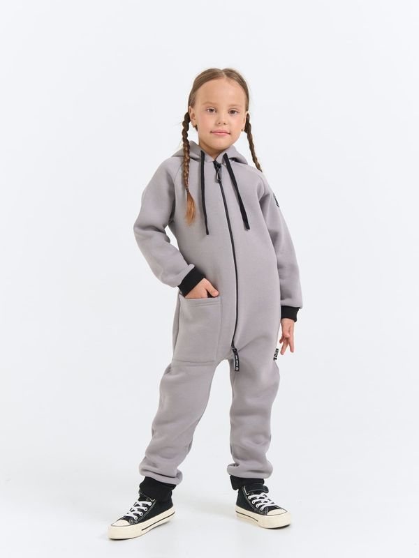 Комбинезон с капюшоном и накладным карманом 