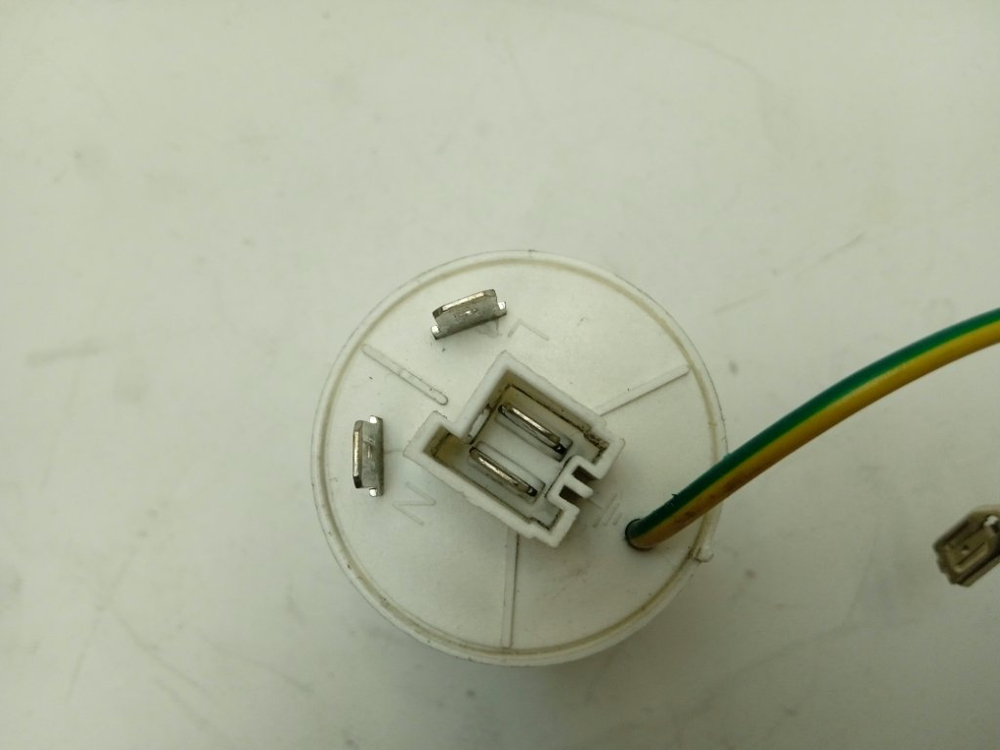 RKB68801YA кт125 Сетевой фильтр для стиральной машины Beko 2927980700 б/у
