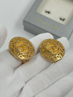 Клипсы с лого Chrstian Dior