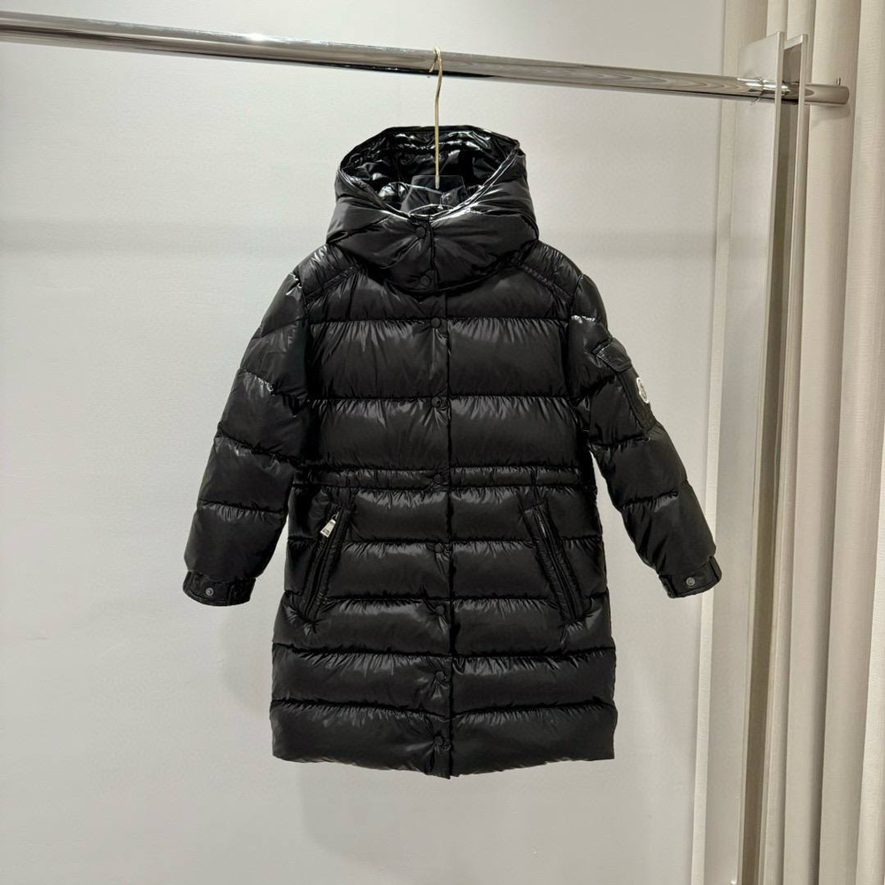 Пуховик Moncler
