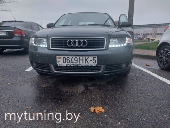 Передние фары daylight black для Audi A4 B6