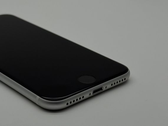 iPhone SE 2020 64gb White