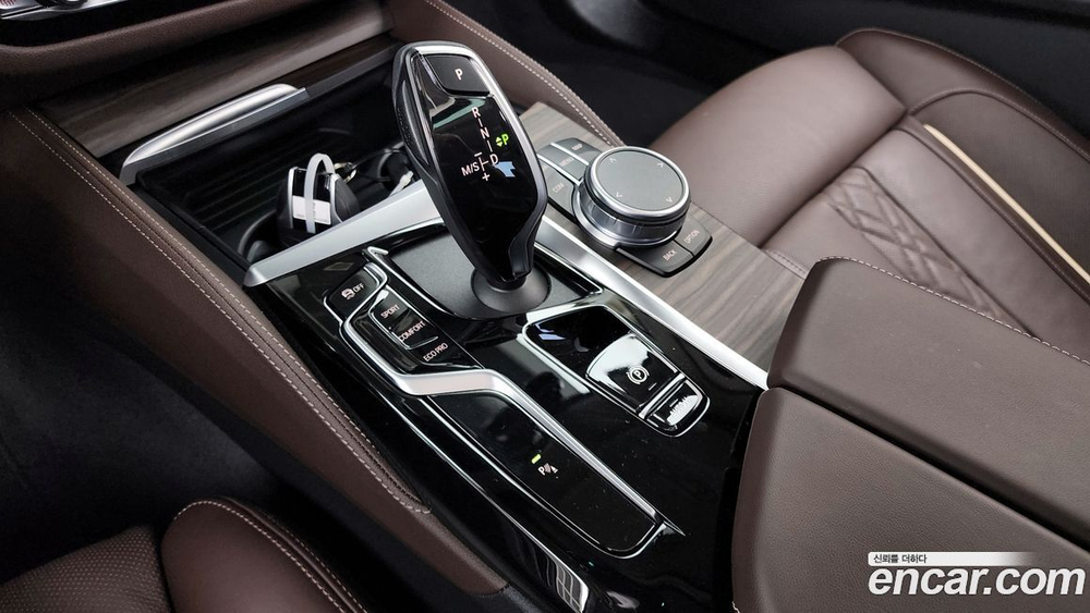 BMW 5 Series (G30) 530i xDrive Luxury (01.2022)