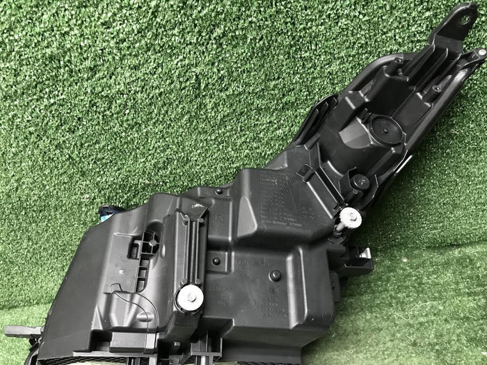Фара правая Lexus RX 4 15-19 Full LED под 2 блока