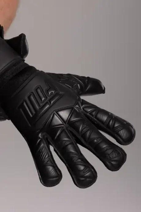 Вратарские перчатки Football Masters Invictus X - черный