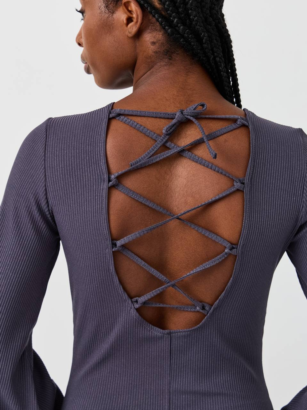 Платье с открытой спиной длинное