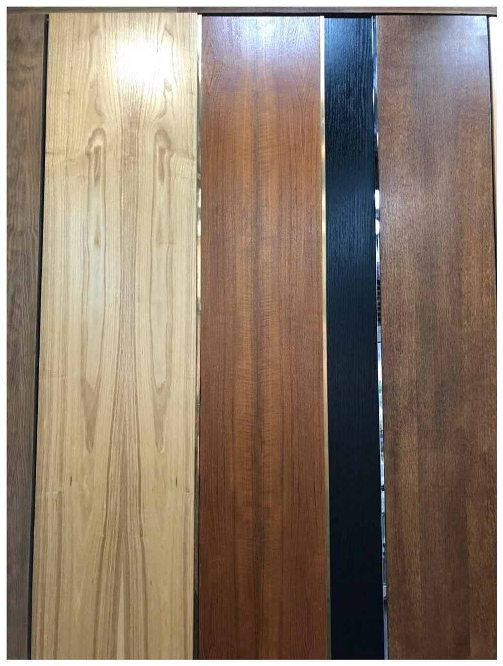 Фрезерованная МДФ панель в шпоне Сосны