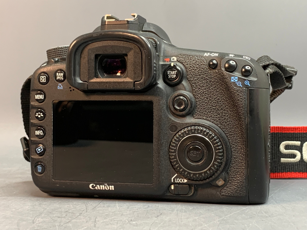 Canon EOS 7D 37.426 кадров