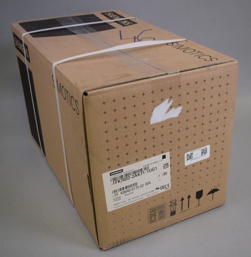 SIEMENS 1FK7032-2AK71-1UG1