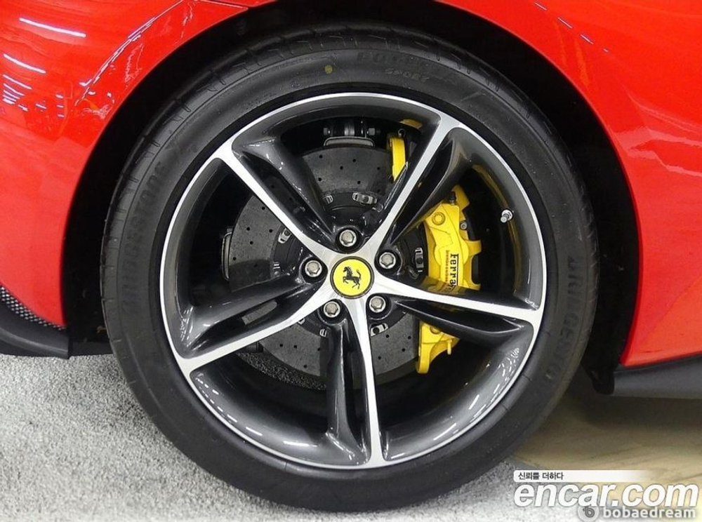 Ferrari 296 GTB 3.0 V6 (09.2023)