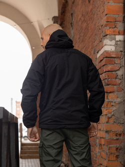 Black insulated windbreaker-anorak