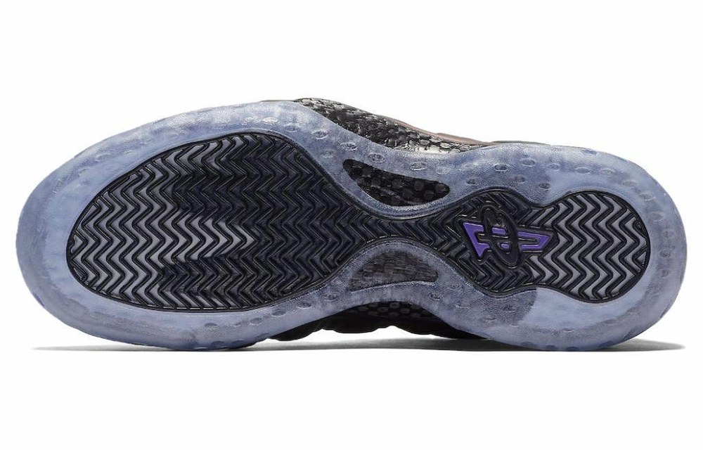 Кроссовки Nike Foamposite One "Black And Varsity Purple" 2024