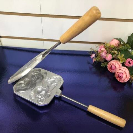 Форма пресс Мишки алюминевая, деревянные ручки (Россия)