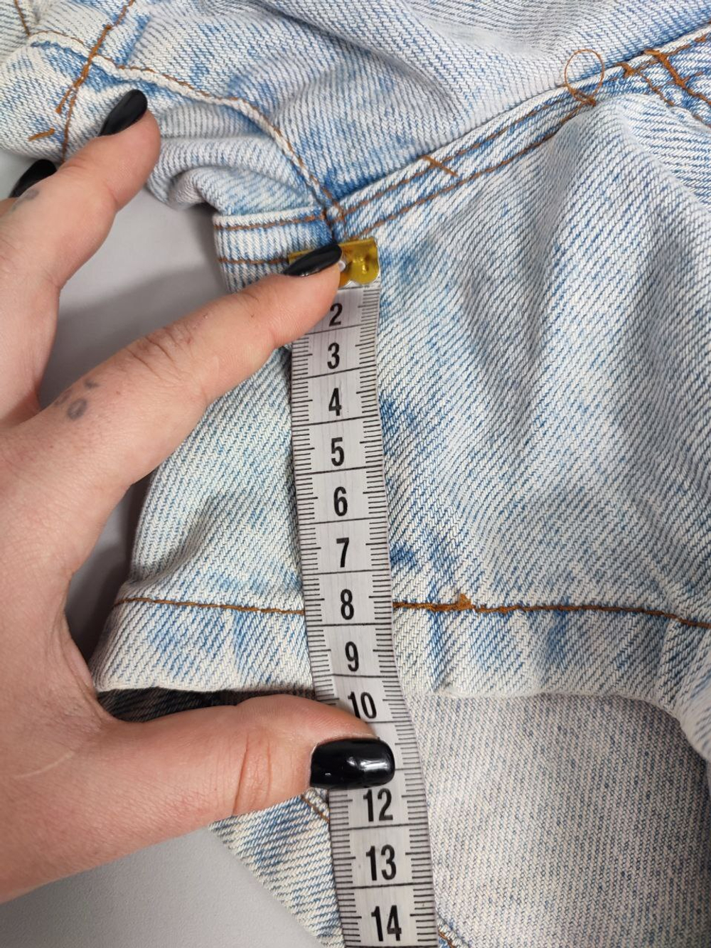 Шорты светлого оттенка 40/42 размер