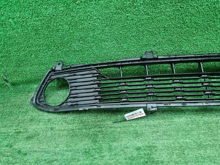 Решетка переднего бампера Kia Cerato 4 (2018-2022)