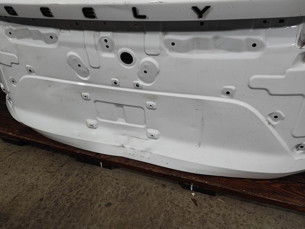 Крышка багажника Geely Coolray 23-нв Б/У Оригинал 5062050200C15