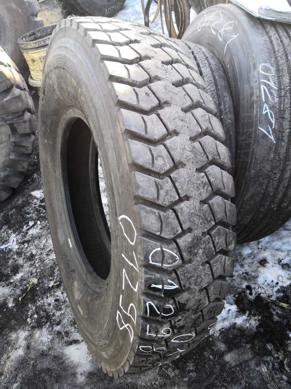 12.00R24 Bridgestone L355 шина б/у
