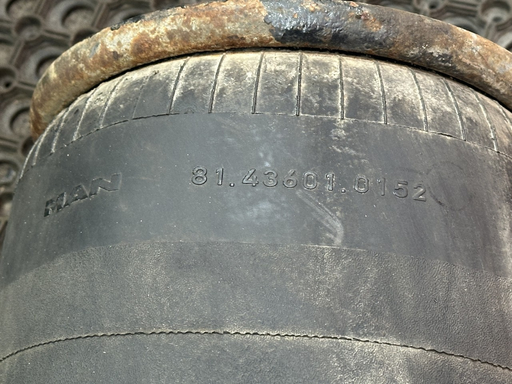 Подушка пневмоподвески задняя