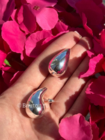 Серьги крупные капли серебристые в стиле БоттегаВ.