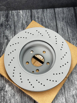 Тормозной диск передний Mercedes-Benz A0004213012