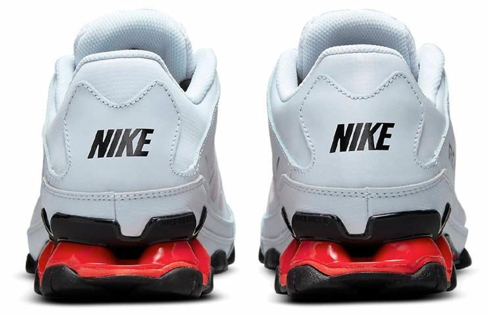 Кроссовки Nike Reax 8 Tr