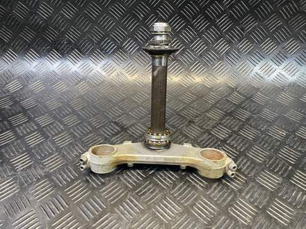 Траверса нижняя Suzuki GSR400 (GK7DA)