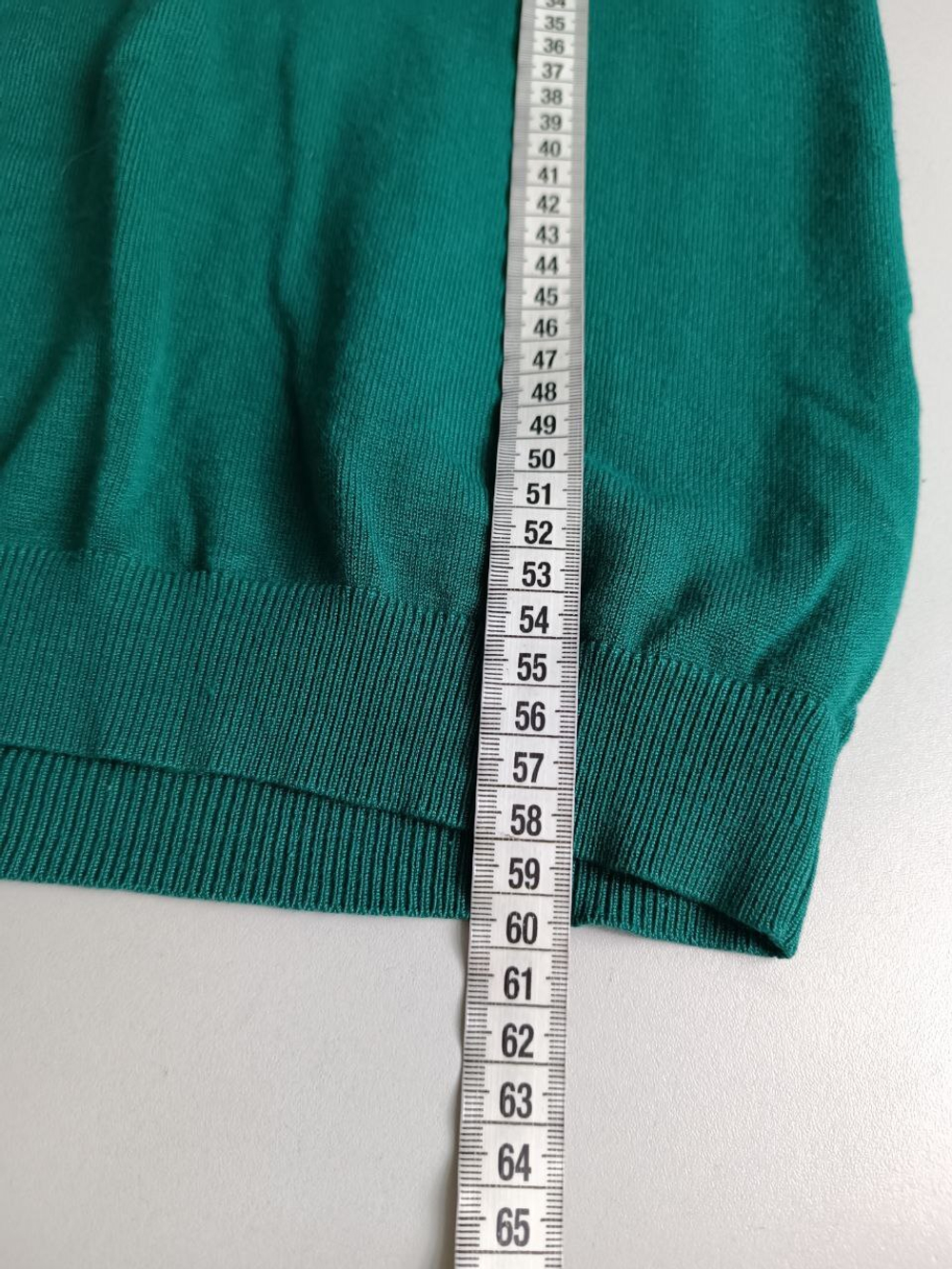 Джемпер Oodji изумрудного оттенка 44 размер