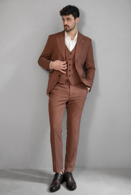 Мужской костюм тройка (шоколадный) С20