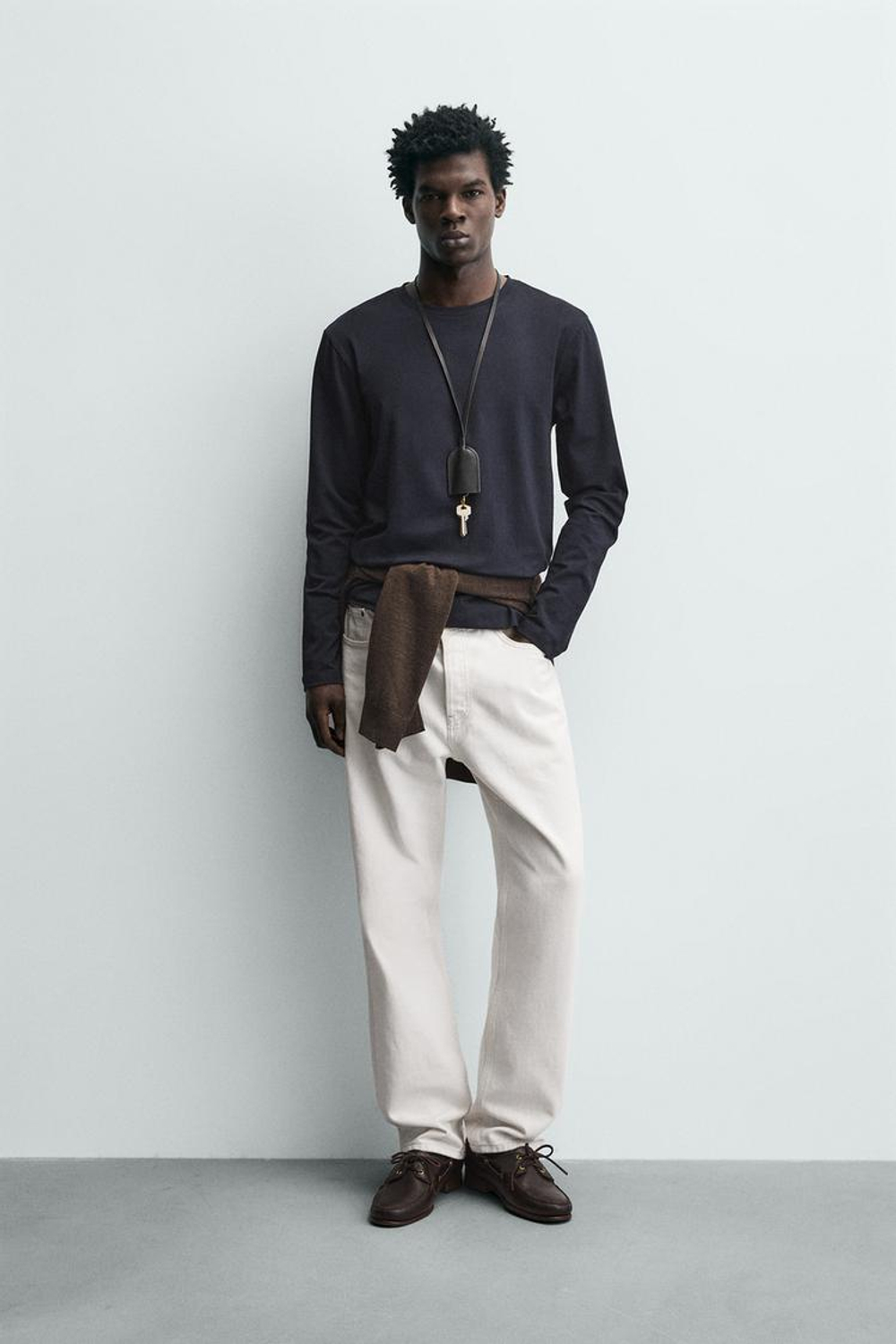 ZARA БАЗОВАЯ ФУТБОЛКА SLIM FIT, МОСРКОЙ СИНИЙ