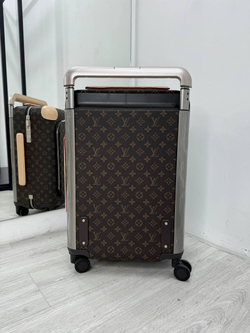 Чемодан Louis Vuitton