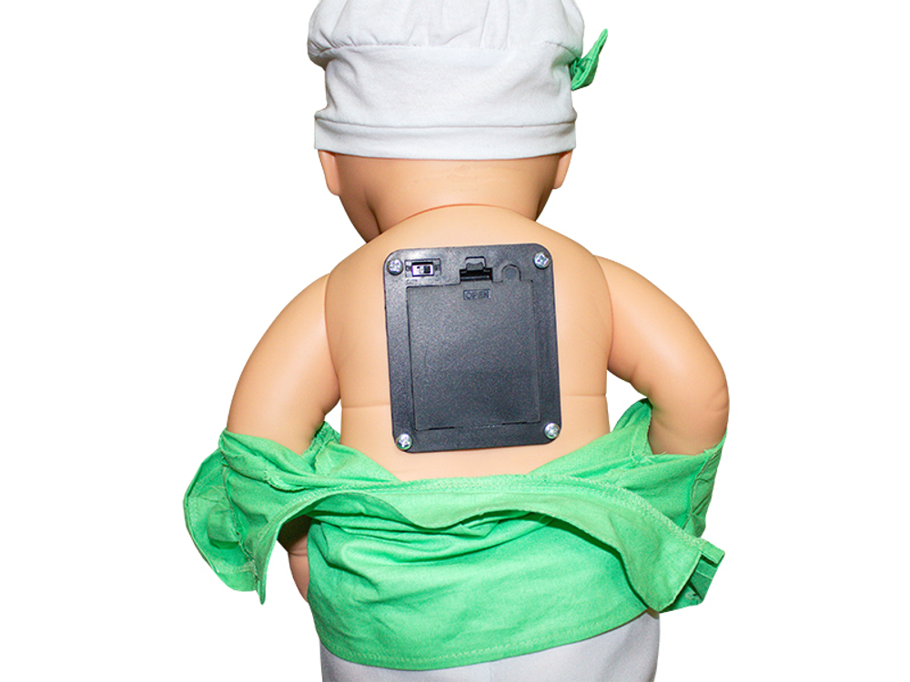 Робот-тренажер младенца "Манечка-1.01" для отработки навыков извлечения инородного тела