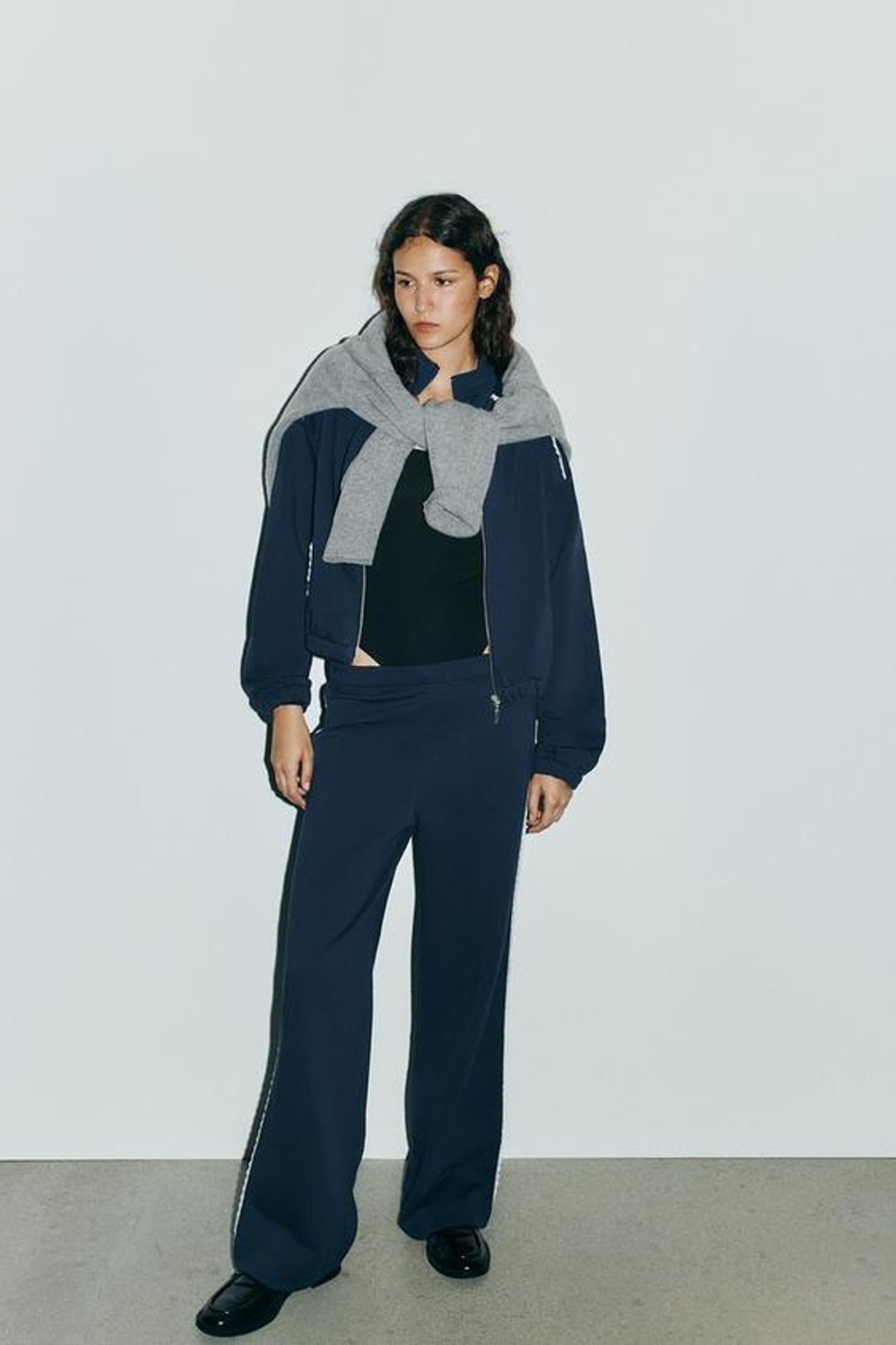 ZARA ШИРОКИЕ БРЮКИ ИЗ МЯГКОЙ ТКАНИ С КРУЖЕВОМ, МОРСКОЙ СИНИЙ