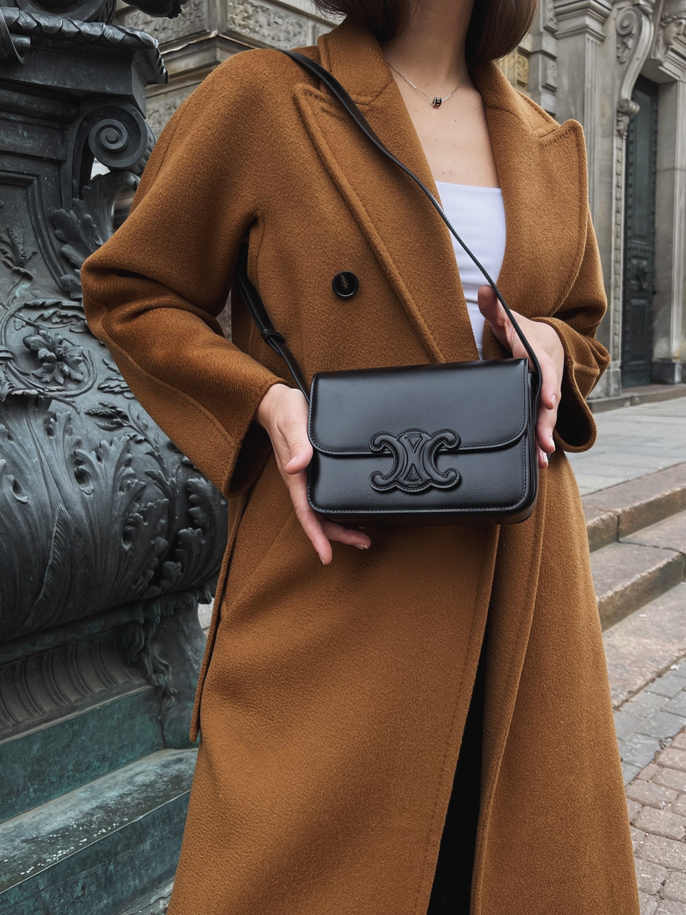 Celine Classique Triomphe