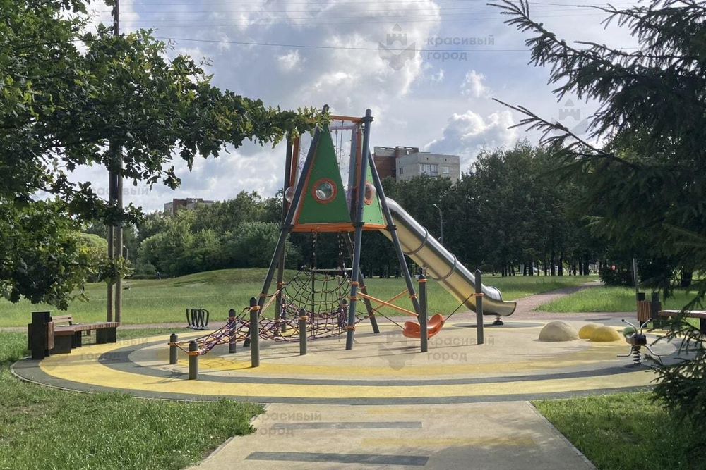 Спортивно-игровой комплекс Над облаками