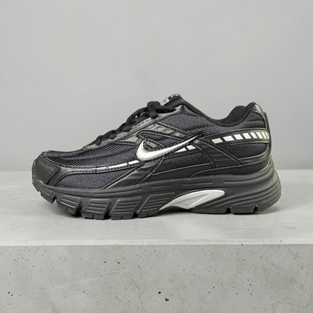 Nike Initiator • Total Black