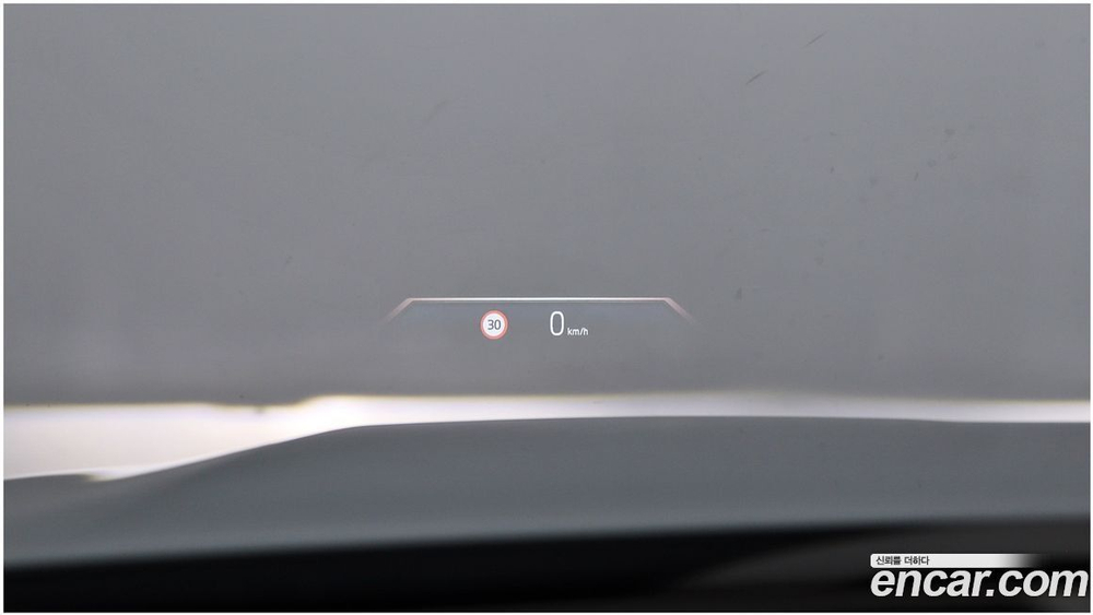 BMW 5 Series (G60) 520i (12.2023)