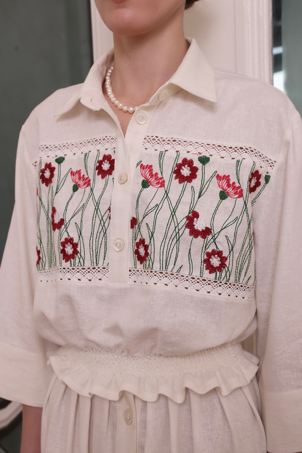 Костюм с юбкой, белый