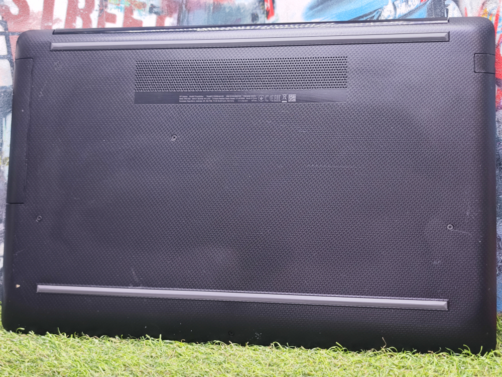 HP 17 Pentium Gold/4Gb/256Gb/HD+/TN/UHD/by2012ur
