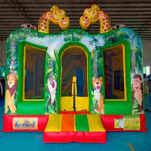 Коммерческий надувной батут "Законы джунглей", 6x4x3.8 м