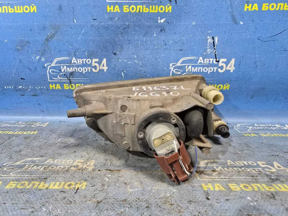 Туманка левая TOYOTA PROGRES 2001-2007